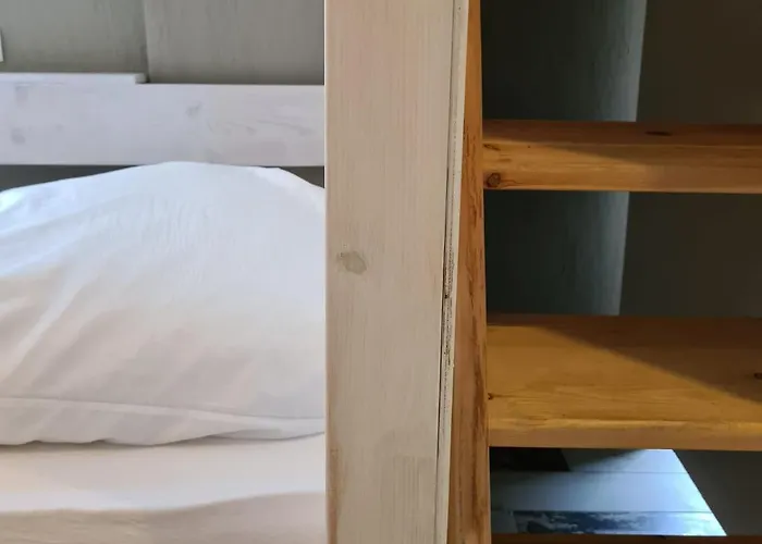 Jetpak Alternative Eco Hostel